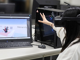 VRのハンドトラッキング評価の様子